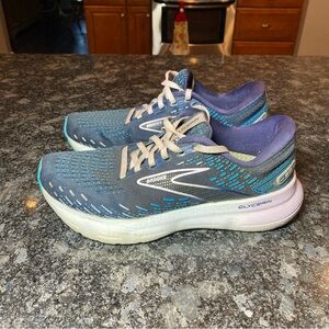 Brooks Glycerin Running Shoes in Blue with Teal Accents